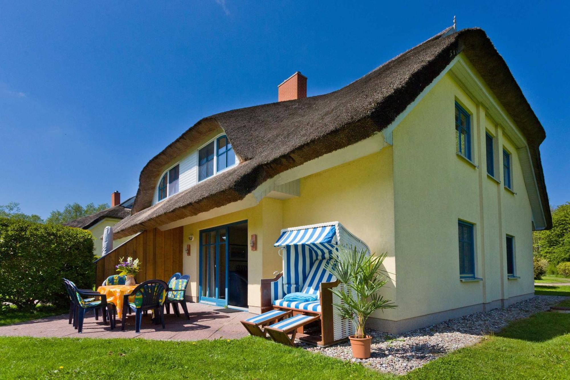Reetdachhaus Eibe 2, Kaminofen, Sauna, 8 Personen, W-Lan Puddemin Exterior photo
